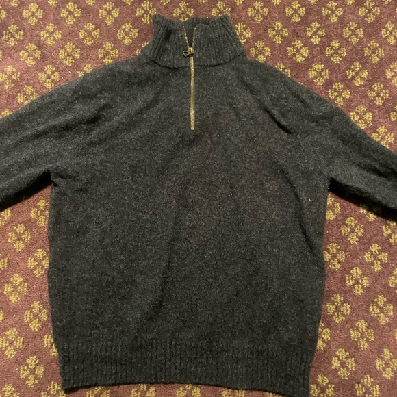 Beautiful navy blue half zip sweater - Picture 3 of 7